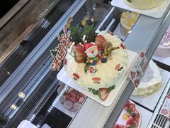 -花花卷卷·鲜食蛋糕(静安久光百货店)