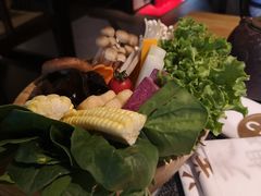 -湊湊火锅·茶憩(新中关购物中心店)