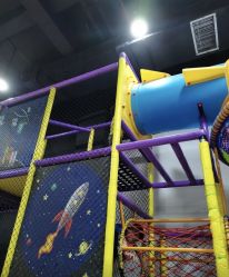 -蹦贝运动中心·蹦床·攀岩·闯关(龙岗店)