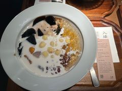-RUXU入续糖水铺与包(卓悦中心店)