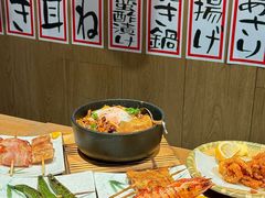 -瑞虹新天地月亮湾