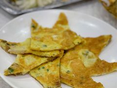 鱼肠煎蛋-广宁炭炉鸡煲·富临门饭店