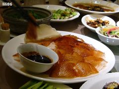 片皮鸭&nbsp;两吃-新南华大酒店(广中店)
