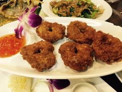 -Dang restaurant (patong phuket)