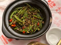 -堂瓦里·33年传统赣菜(第一街区店)