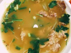 牛肉粉丝汤-珊珊小笼馆(仙霞路店)