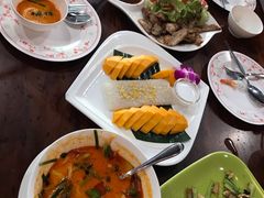 -Dang restaurant (patong phuket)