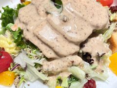 经典鸡肉藜麦沙拉-巴罗萨澳洲滚石牛排(万达广场店)