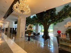 -上海虹桥西郊假日酒店