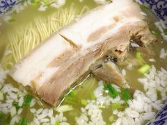 枫镇大肉面-裕兴记·三虾面(西北街总店)