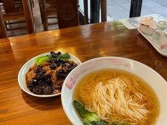 -功德林(南京西路店)