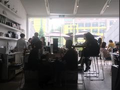 -UNI UNI(环亚凯瑟琳店)