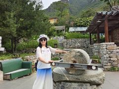 -百里峡七彩艺术小镇