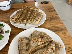 -溢心园香河肉饼总店