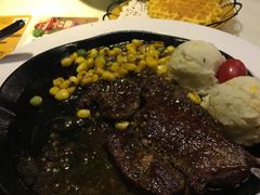 -豪客来牛排(中央花苑店)