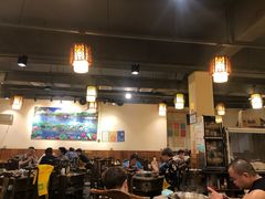 大堂-肖肖酸萝卜鱼火锅(总店)