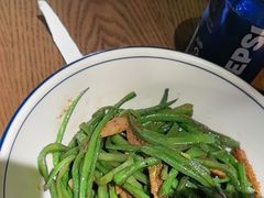 -黄泥岗·地道湖北菜(奥特莱斯店)