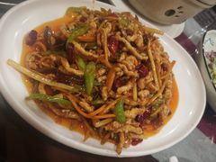 鱼香肉丝-老华洋饭庄(成林道店)