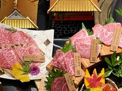 -山川小町·极番烧肉(新地假日广场店)