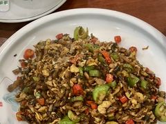 -湖南人家湘菜馆(镇江路店)