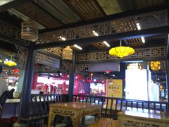 -八一路好吃街(雨田商务大厦店)