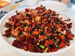 乐山辣子鸡-付掌柜在成都·热炒砂锅集(金禾店)