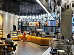 -星巴克臻选(湖滨道店)
