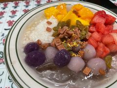 芋圆酒酿冰粉小风车-堂屋糖水店(愚园店)