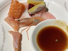-世贸君澜·云天阁自助餐厅