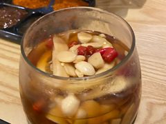 秘制凤爪-月半小炉焖烤