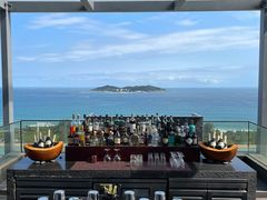 -瑰丽酒店·海吧·天际下午茶·现场DJ·天台酒吧