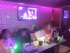 -好乐迪(张扬路八佰伴店)