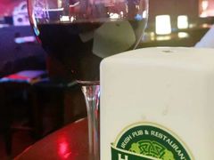 -Hooley's活利仕西餐厅(珠江新城店)