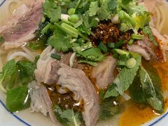 牛叭呼米线-紫滇源云南生态菜(丹凤街店)