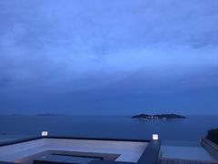 -瑰丽酒店·海吧·天际下午茶·现场DJ·天台酒吧