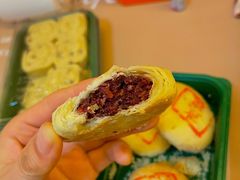 金牌鲜花饼-泸溪河桃酥(西直门凯德店)