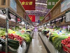 -滨海新区濒开里菜市场