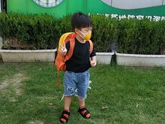 -上海青草地幼儿园