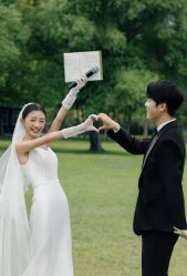 -莫兰迪婚纱摄影