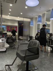 -Mentor Hair Salon