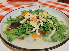 -龙桥私厨·姜花菊花过桥鱼·顺德菜(容桂店)