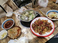 -冯烫烫跷脚牛肉·川菜小馆(武胜西街店)