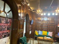 -YASAKI国际舞蹈中心