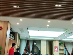 大堂-有红鸡毛店·川菜(建设路店)