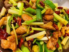 -长城东北菜(新港西路店)