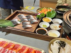 -围炉肉舍•炭烤活鳗•丹东海鲜烤肉(步行街店)