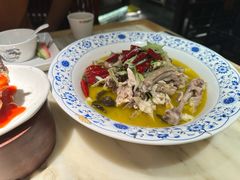 -吴越荣记苏州菜·松鼠桂鱼 100% 活鱼现做(月光码头店)