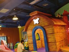 -酷洛小镇(步步高新天地购物广场店)