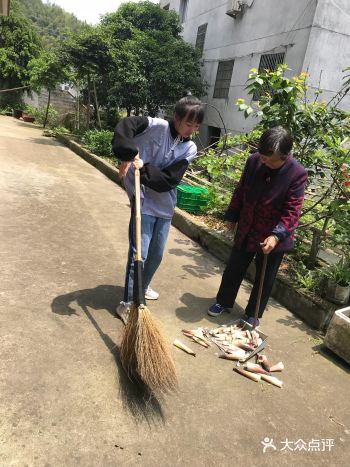 趁着假期带着孩子去妈妈家