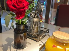 -阿妮叶李(光谷世界城店)